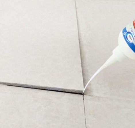大连瓷砖空鼓维修公司分享卫生间瓷砖脱落的原因可能有以下几点